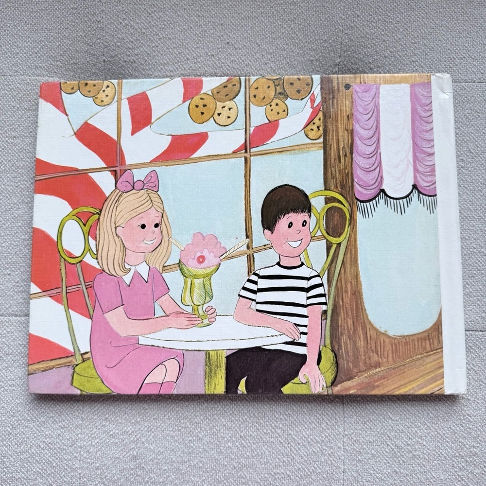 Vintage Wonder World Books Coco’s Candy Shop hardback book (1973) - Picture 2 of 9